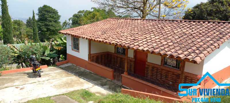 Casa-Finca en Arriendo en La Mina