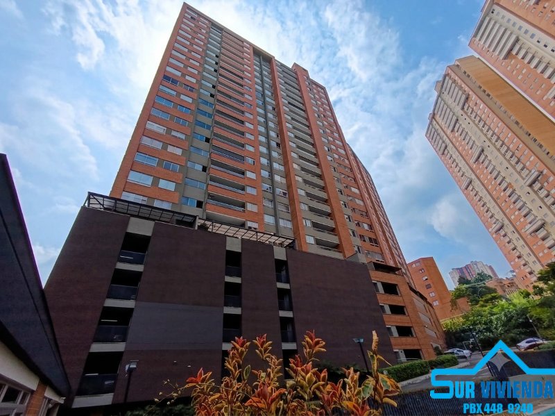 Apartamento en Arriendo en Altos De Las Flores